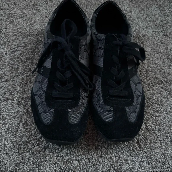 Coach Womens 7.5B Coach Black Gray Sneakers EUC - Picture 2 of 6